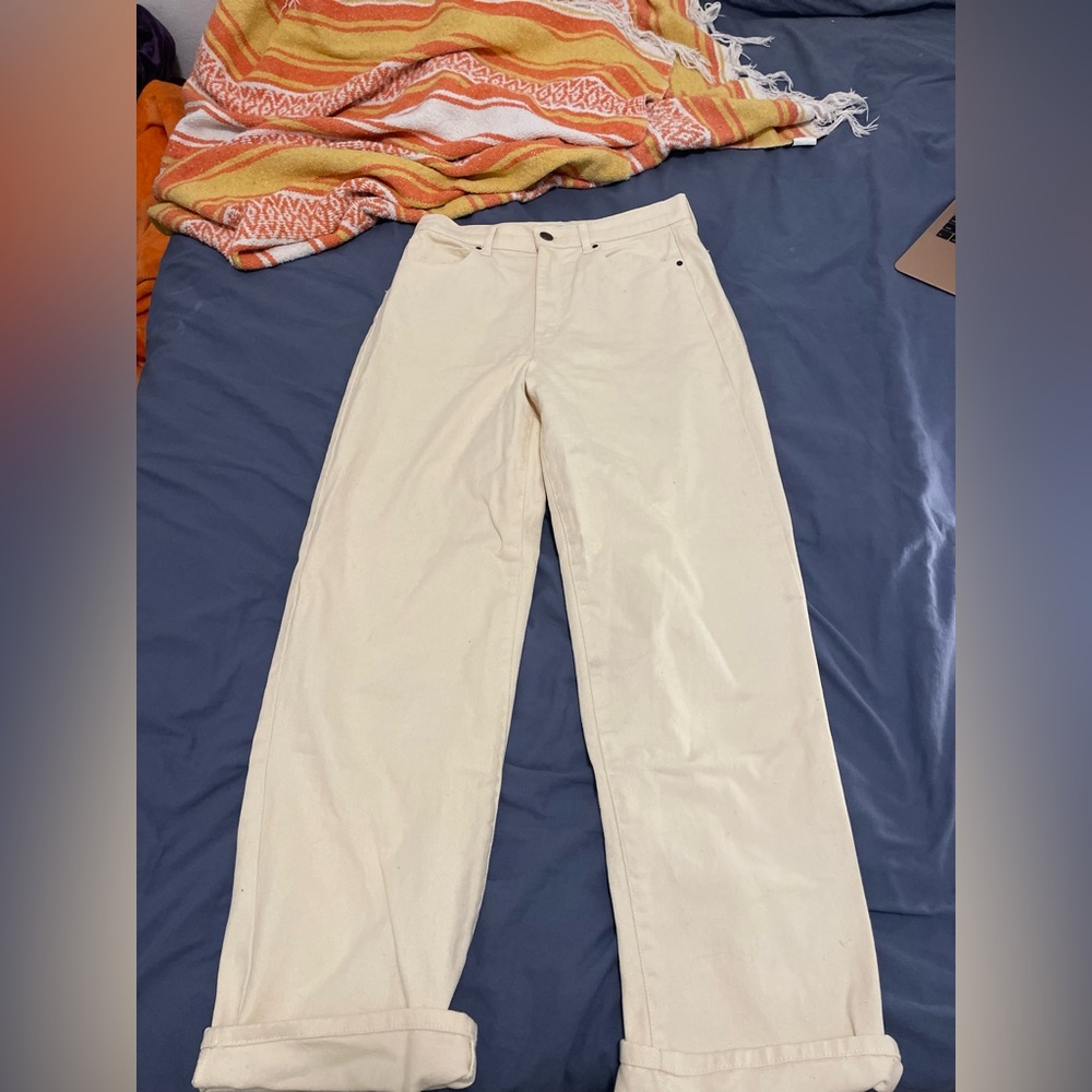 RSQ cream colored baggy jeans